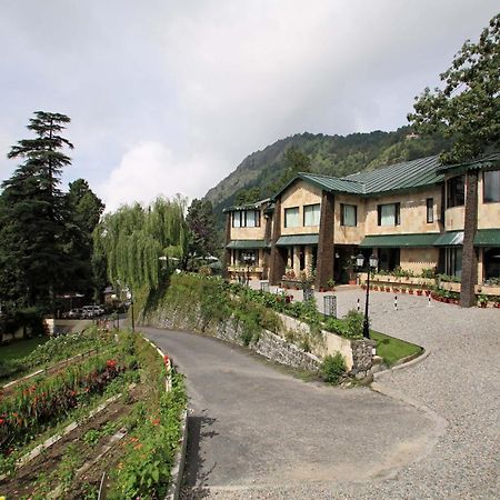 נייניטל Shervani Hilltop Resort מראה חיצוני תמונה