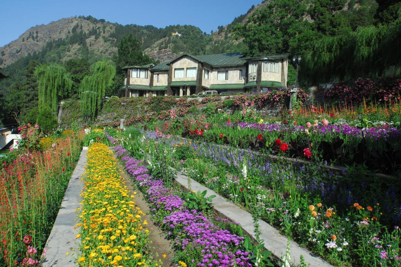 נייניטל Shervani Hilltop Resort מראה חיצוני תמונה