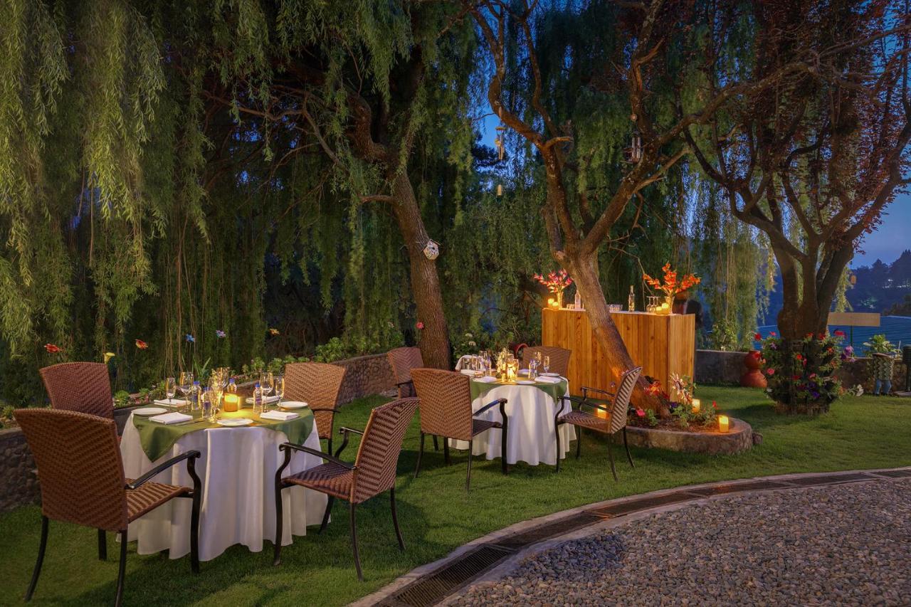 נייניטל Shervani Hilltop Resort מראה חיצוני תמונה