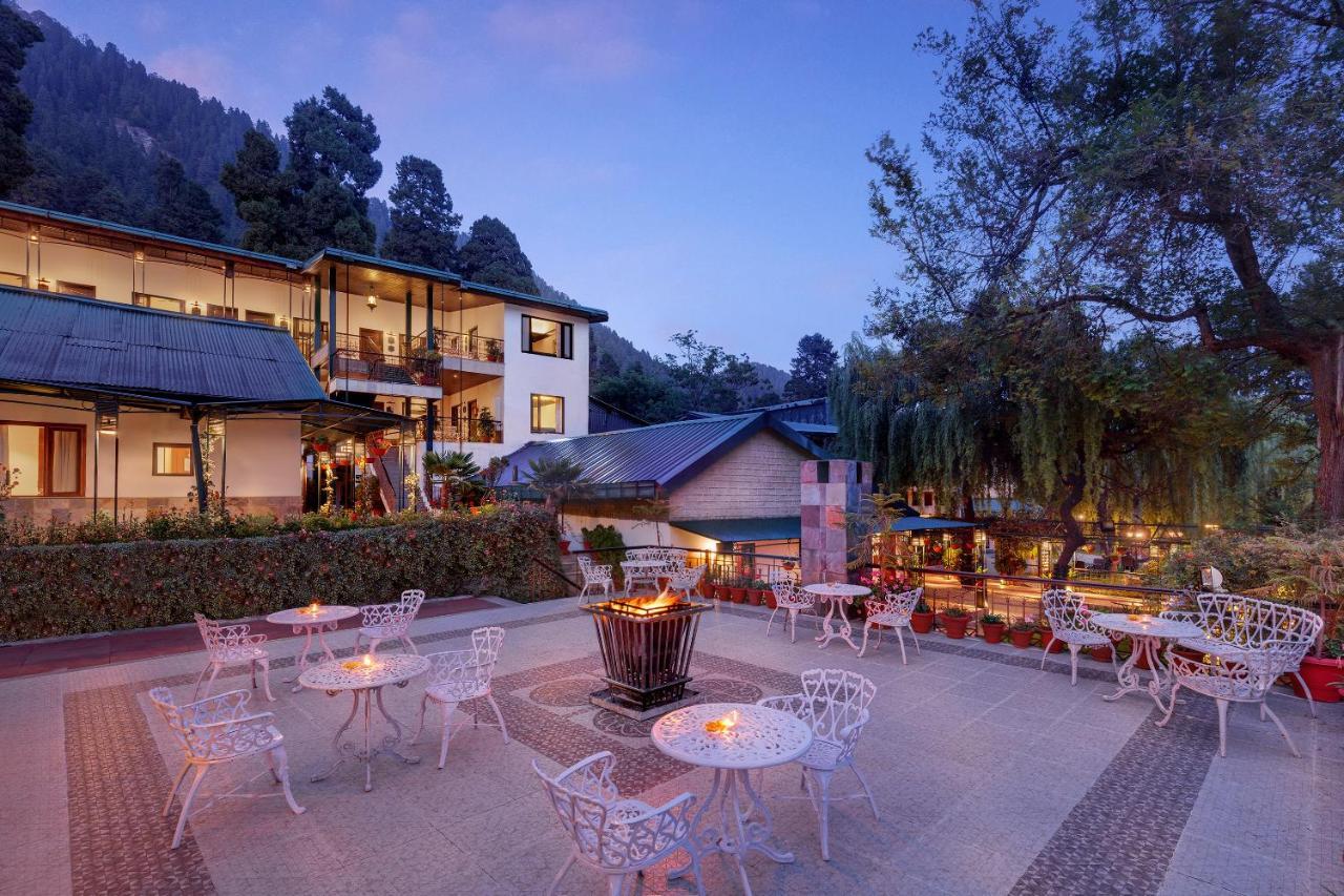 נייניטל Shervani Hilltop Resort מראה חיצוני תמונה