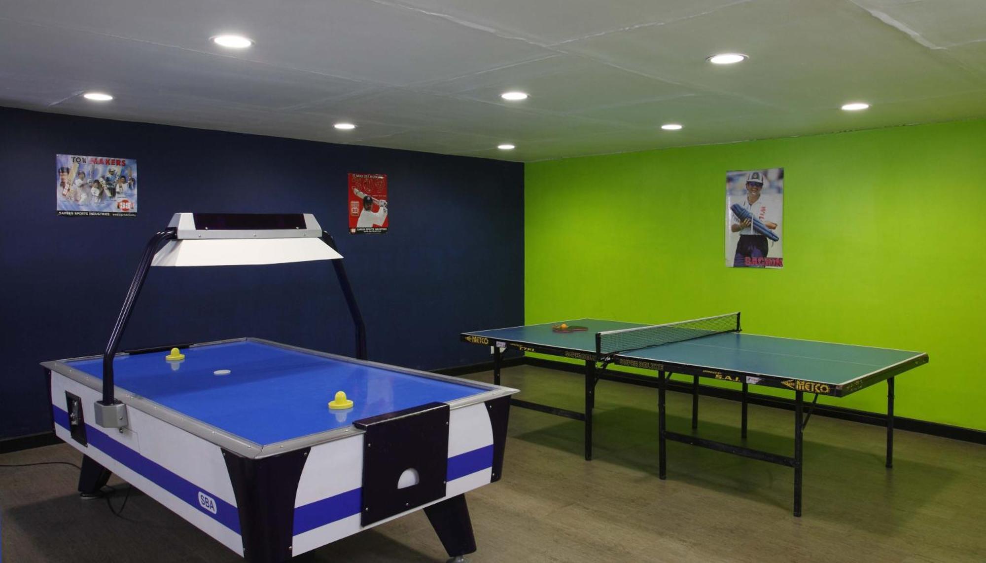 נייניטל Shervani Hilltop Resort מראה חיצוני תמונה