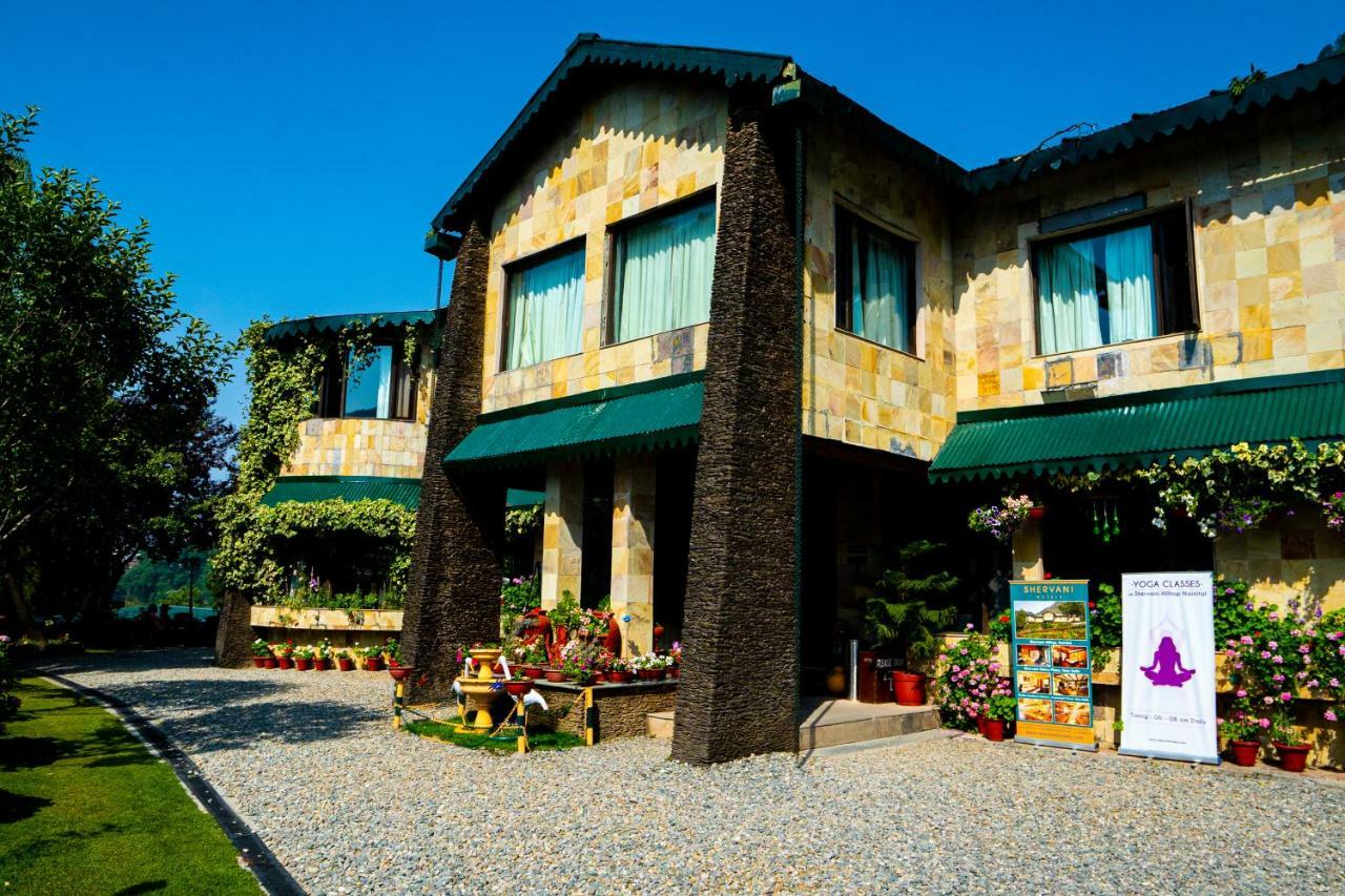 נייניטל Shervani Hilltop Resort מראה חיצוני תמונה